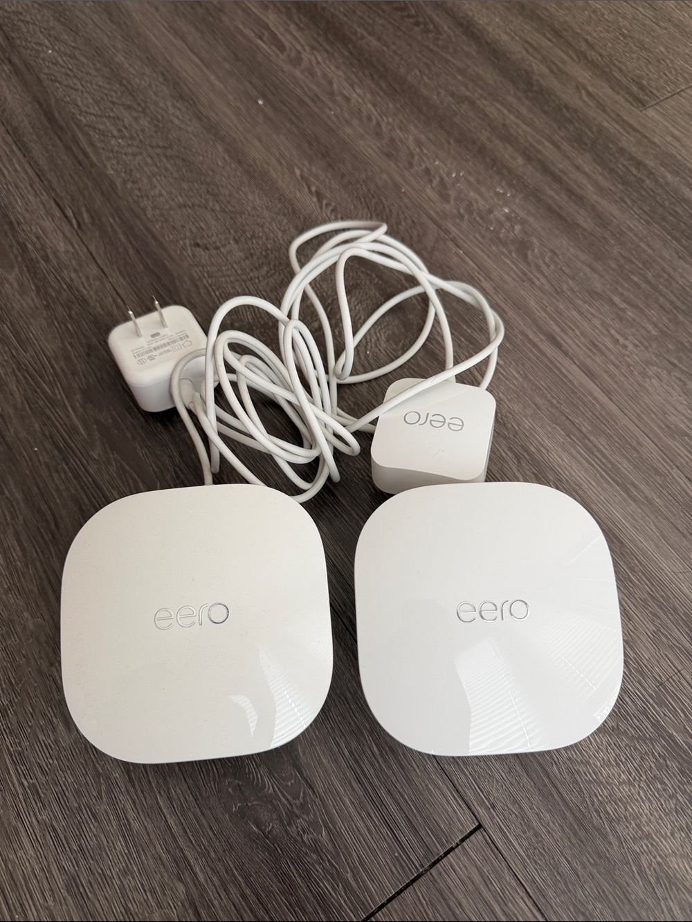 2x Eero